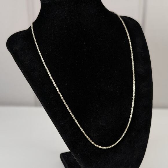 Sterling Silver 925 Classic Rope Twist Chain Necklace 1.5mm 20in 6.11g - Picture 1 of 5